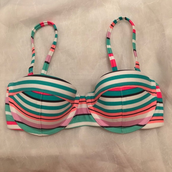 🏖HP!💦Old Navy☀️Bikini👙Tops ONLY 2 LEFT - Picture 3 of 14